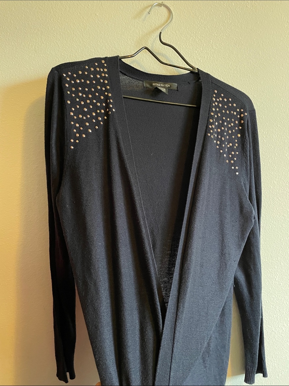 89th & Madison Navy Open-Front Cardigan with Gold Stud Accents-L